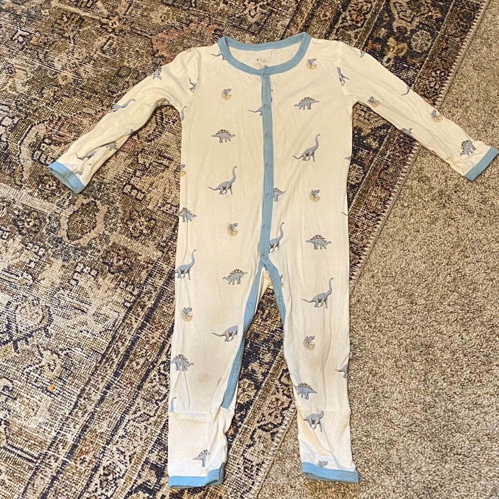 Romper in Jurassic